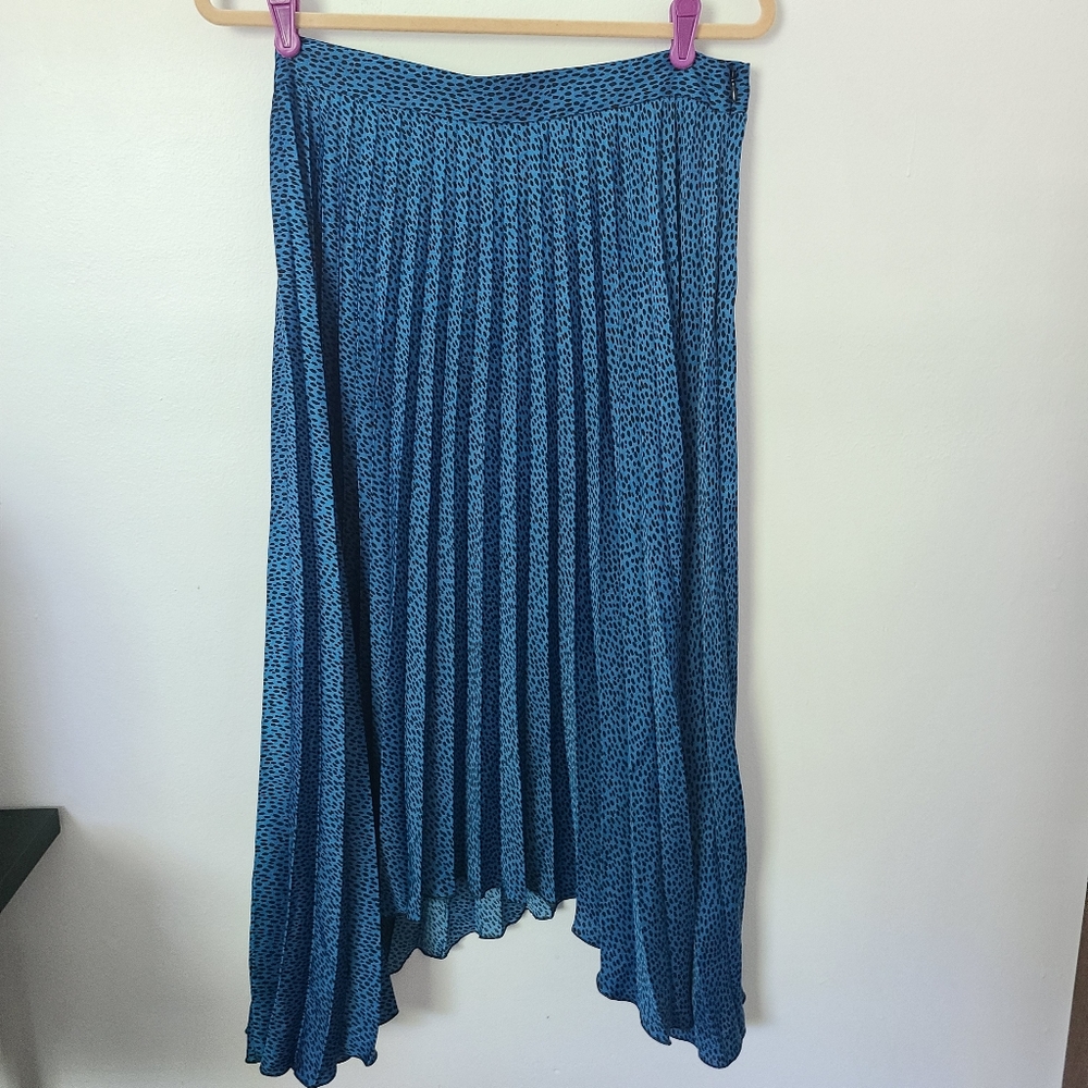 Banana Republic Skirt - Picture 1 of 4